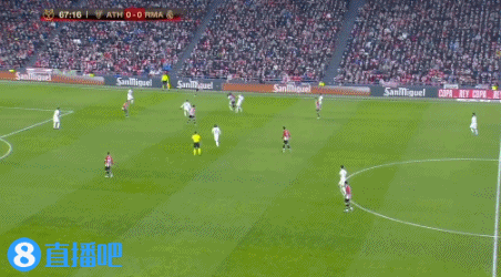 德天空：阿森纳多次考察法兰克福快马巴奥亚，红军热刺也有意（德天空：阿森纳多次考察法兰克福飞翼巴奥亚，利物浦与热刺亦有意）