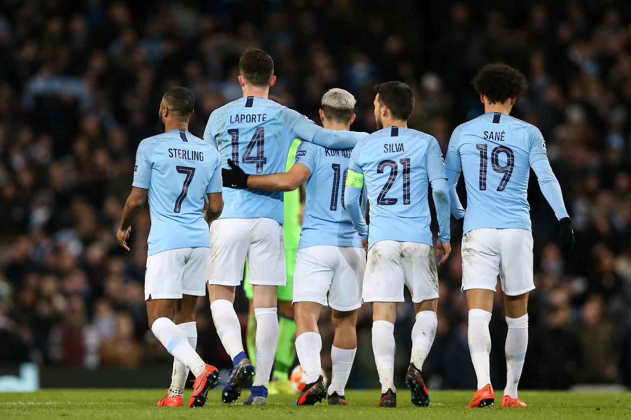 “童话小马一家”穿上彩色服饰 全面完工等你来打卡哈尔滨（童话小马一家换上彩色新装，现已全面竣工，哈尔滨等你来打卡）