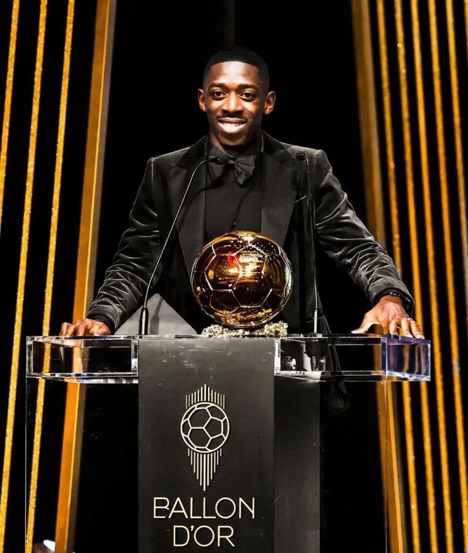 欧文突破防守助攻制胜（欧文突破撕裂防线妙传助队取胜）