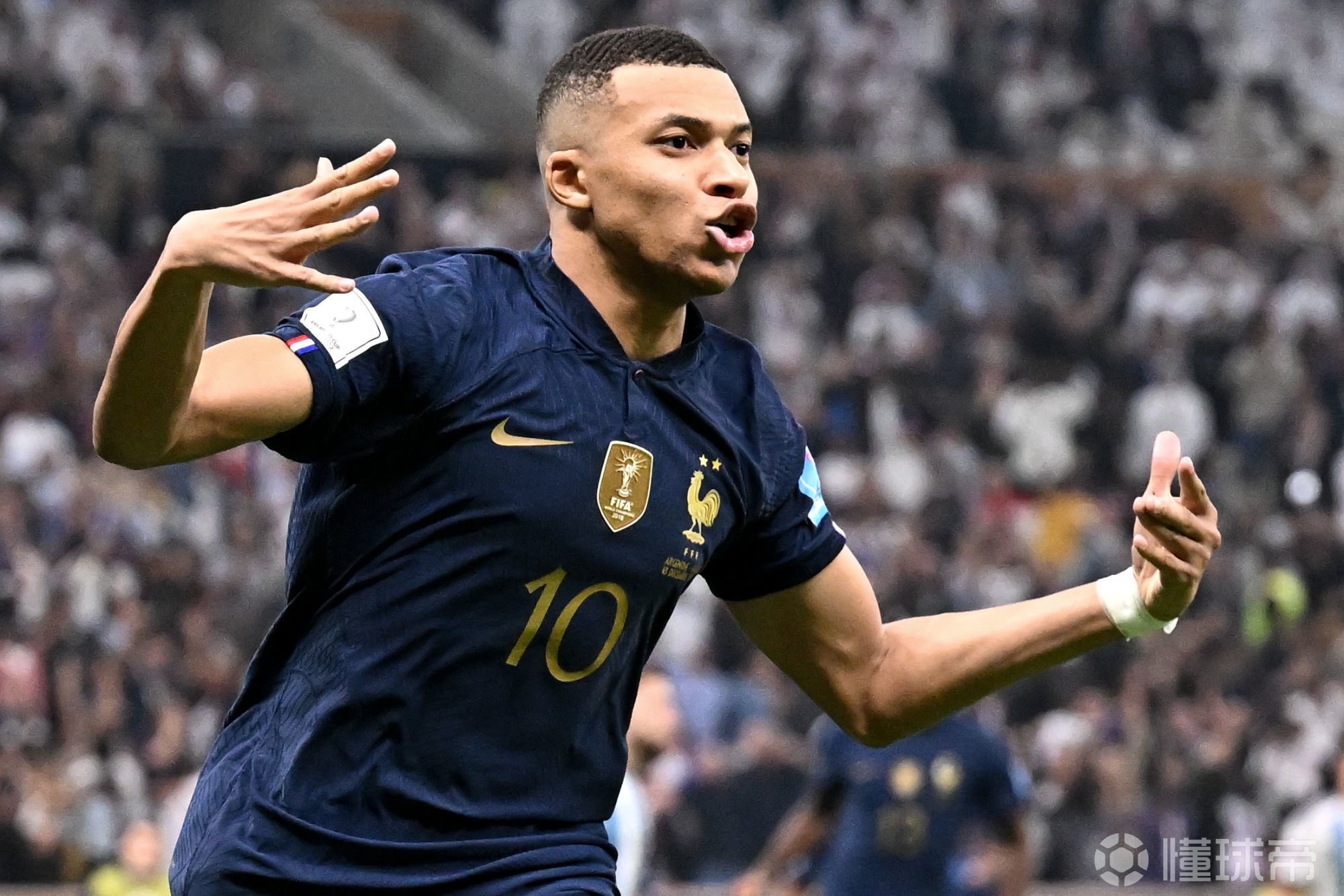 中亚规模最小的顶级足球联赛：仅有8队参赛的土库曼超（中亚最精简的顶级联赛：土库曼超仅8支球队参赛）