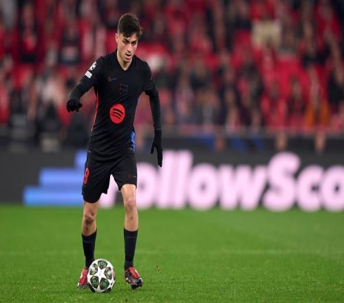 关键回合出现三次攻防转换（关键回合三度攻防易手）