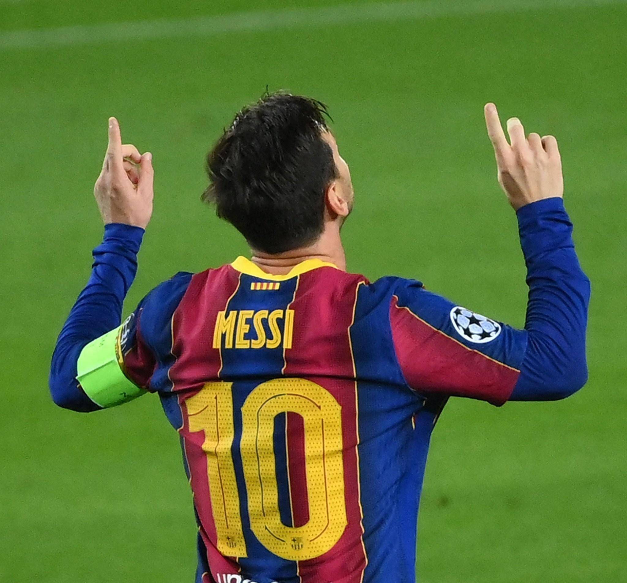 这队快攻效率高得离谱（这队的快攻效率爆表）