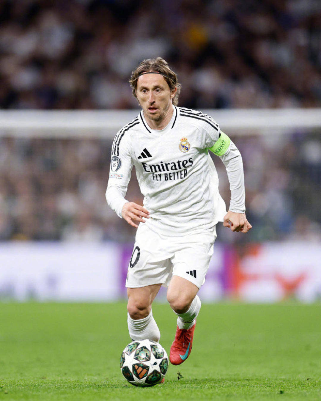 英媒：萨拉赫不太可能会在本周末对布莱顿的联赛里出场（英媒称：萨拉赫周末战布莱顿出场希望渺茫）