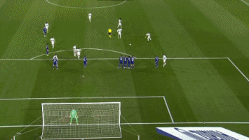 劳塔罗在意甲对29支不同球队进球，现役球员第一（劳塔罗已攻破意甲29队球门，现役第一人）